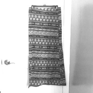 Black and White Printed Maxi Skirt